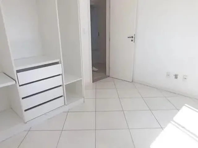 Imagem 9: Apartamento Espaçoso com 3 Quartos e Infraestrutura Completa no Resgate, Salvador-Bahia