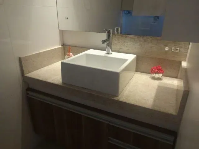 Imagem 5: Casa para Venda com 3 Quartos em Outeiro de Passárgada - Cotia - Sp, Transferência De