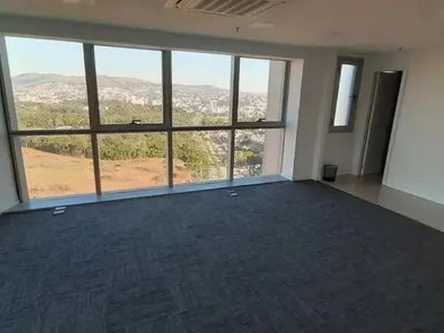 Imagem 12: Conjunto/Sala para Venda - 106.57M², 0 Dormitórios, 1 Vaga - Petrópolis