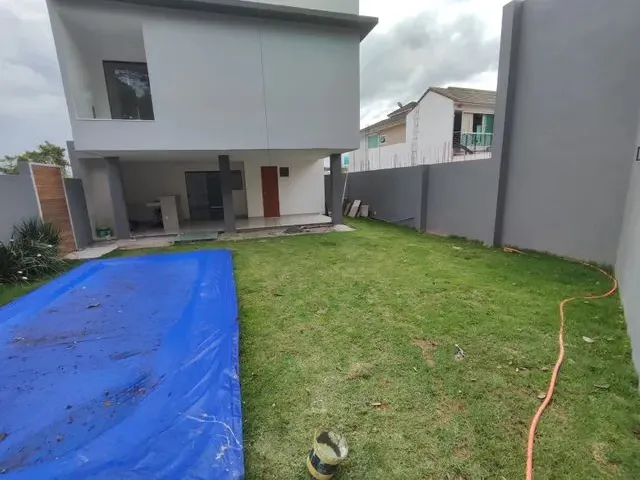 Imagem: A casa em condomínio possui 3 Dormitórios, 1 Suíte, 2