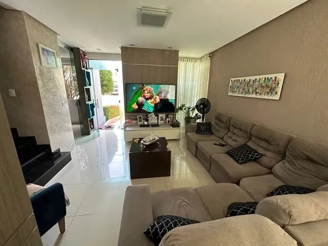 Imagem 1: Quinta das Laranjeiras / 4 Quartos / Ac. Financiamento
