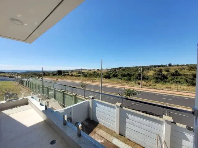 Imagem 12: Terras Alpha - Casa Sobrado para Venda com 3 Quartos em Granja Marileusa - Uberlândia