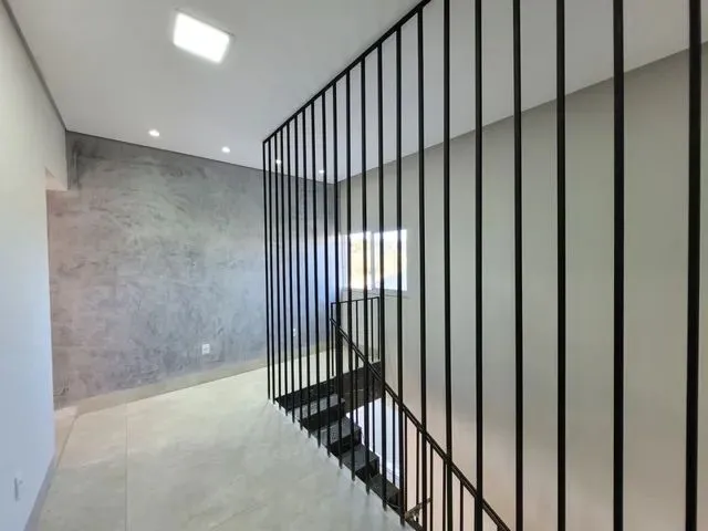 Imagem 4: Terras Alpha - Casa Sobrado para Venda com 3 Quartos em Granja Marileusa - Uberlândia