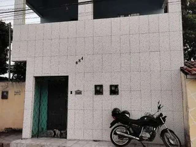 Imagem: A casa possui 2 Dormitórios, 1 Banheiro, 2m² de Área e