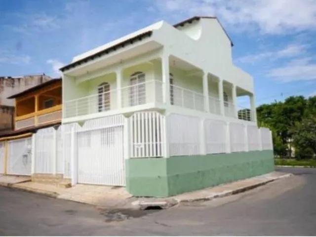 Imagem: Casa de Esquina na Qe 44 Guará II