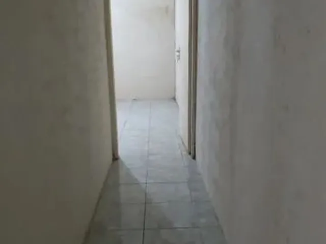 Imagem 6: Casa Duplex, 3 Quartos (1 Suíte) , Varanda, no Montese