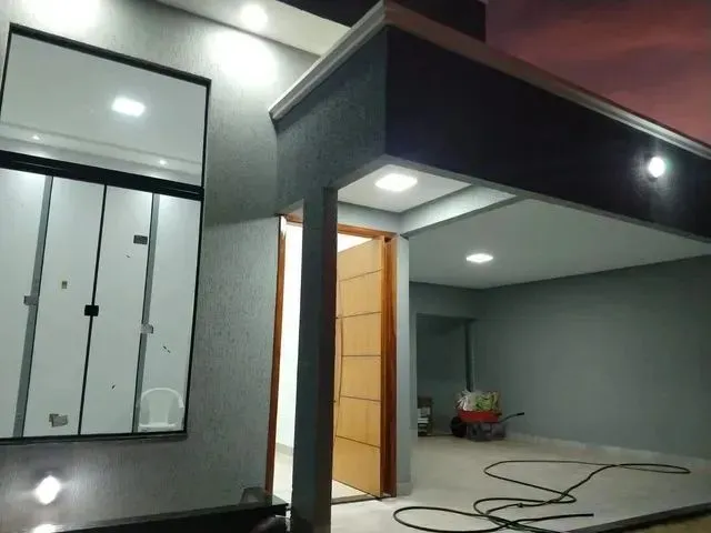 Imagem 6: R. Vendo Casa Recentemente Reformada com 3 Quartos