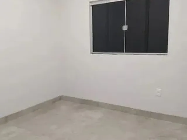 Imagem 13: R. Vendo Casa Recentemente Reformada com 3 Quartos