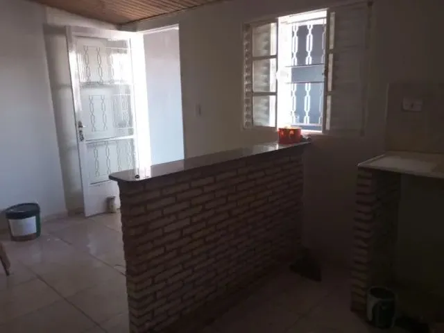 Imagem 3: Alugo Kit Net Casa com 1 dormitório