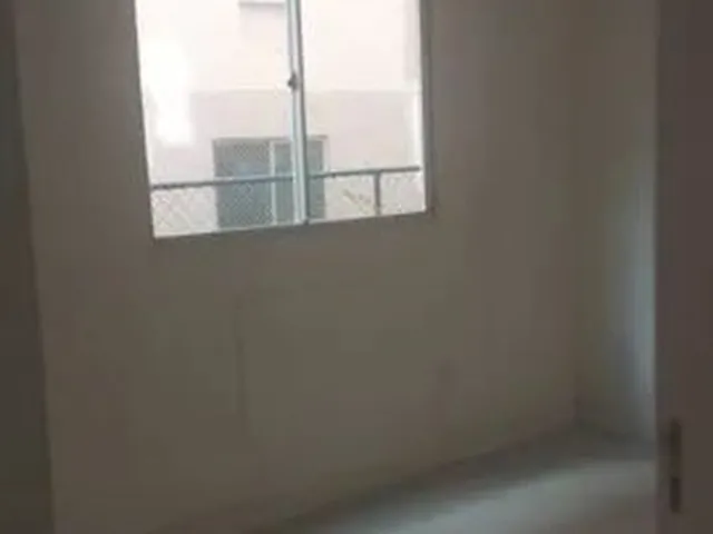 Imagem: Apartamento 2/4 Térreo em Condomínio Fechado