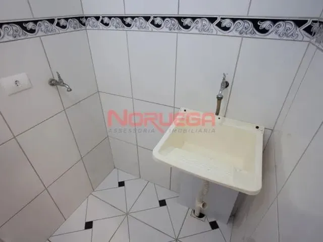 Imagem 5: Apartamento com 3 Quartos para Alugar por R$ 1600.00, 61.37 M2 - Merces - Curitiba/Pr