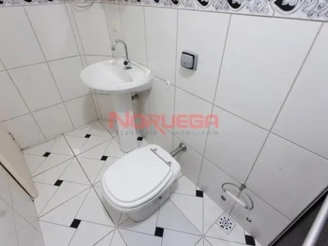 Imagem 7: Apartamento com 3 Quartos para Alugar por R$ 1600.00, 61.37 M2 - Merces - Curitiba/Pr