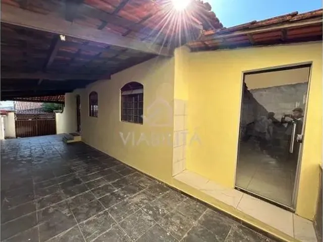 Imagem 2: Casa 03 Quartos / Serrano/ Pça São Dimas