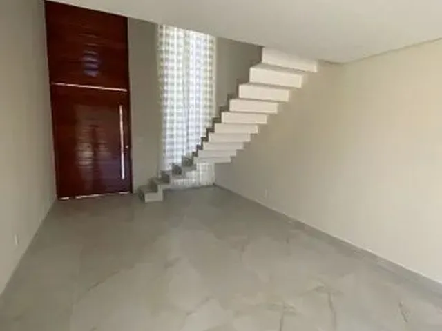 Imagem 6: Casa com 2 Pavimentos ( a 1.5 Km da Praia de Aruana