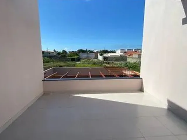 Imagem 2: Casa com 2 Pavimentos ( a 1.5 Km da Praia de Aruana