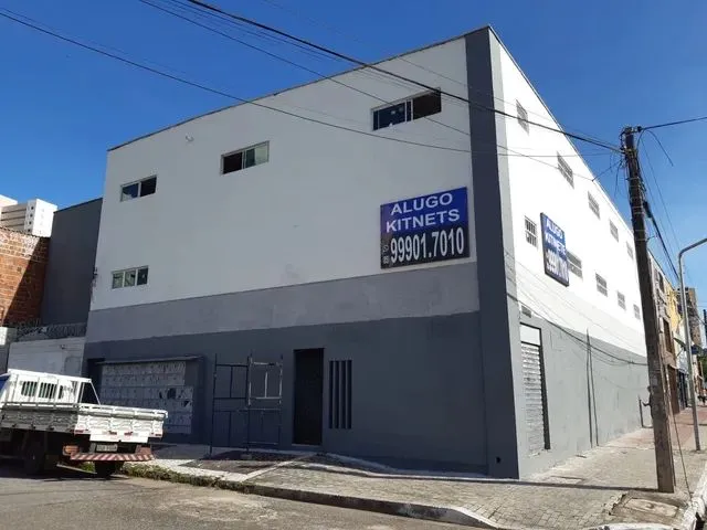 Imagem: A kitnet possui 1 Dormitório e está localizado em Papicu,