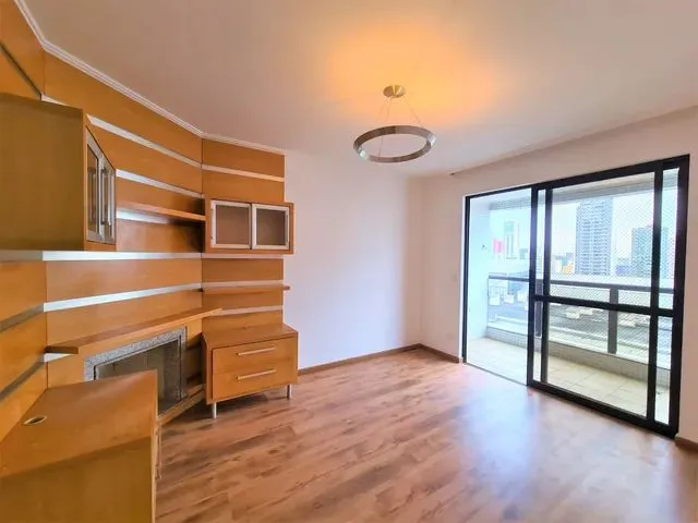 Imagem 5: Apartamento de 03 Quartos para Alugar no Batel
