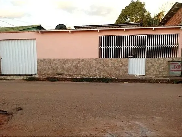 Imagem: Aluga-Se Uma Casa no Mocinha Magalhães