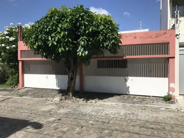 Imagem: Casa para Alugar com 230 Metros Quadrados