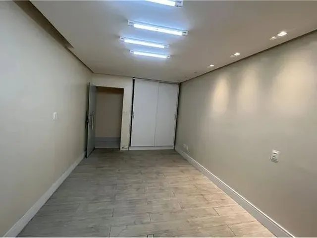 Imagem 1: Vendo Prédio Comercial no Conjunto Eldorado, Próximo da Avenida Mário Ypiranga Em