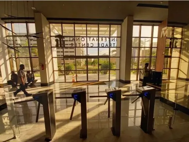 Imagem 2: Sala no Rio Mar Shopping Papicu