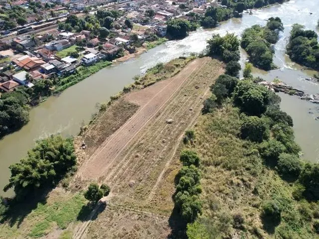 Imagem: Ilha em Juparanã, Valença - 4 Alqueires