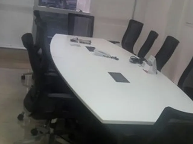 Imagem 2: Sala Comercial Mobiliada no Atlantic Tower Torre Business