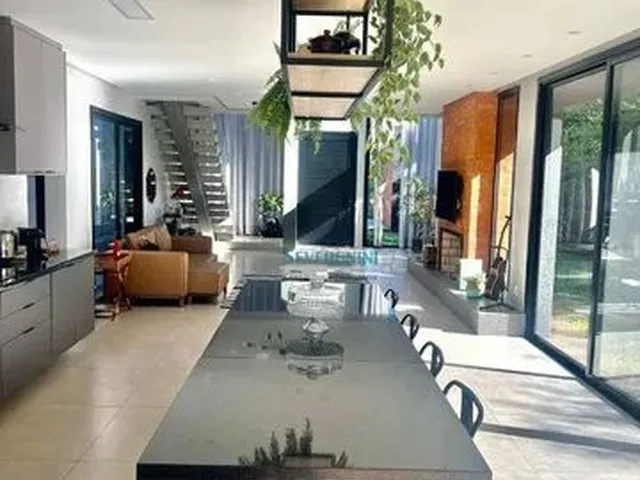 Imagem 3: Sobrado com 3 Dormitórios À Venda, 280 M² por R$ 3.200.000,00 - Distrito Industrial