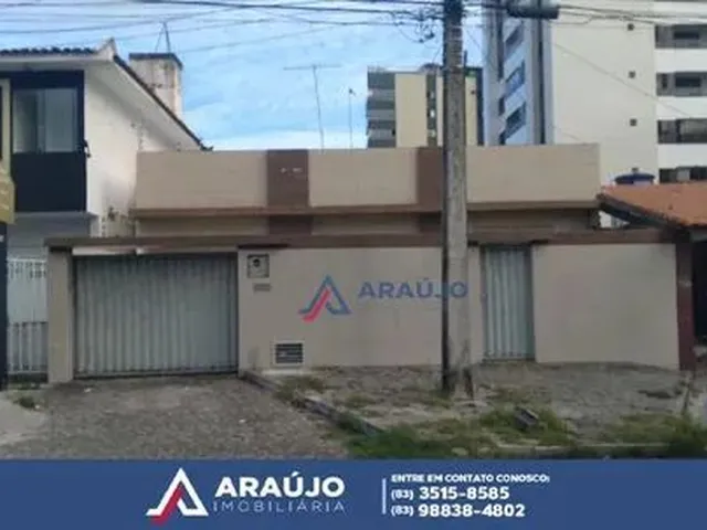 Imagem: Casa com 2 Dormitórios À Venda, 300 M²