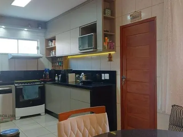 Imagem: Casa com 5 Dormitórios À Venda, 155 M²