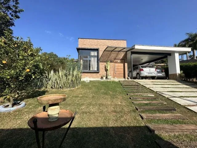 Imagem: Casa com 3 Quartos C/ Suíte À Venda, 164