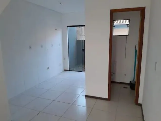Imagem 5: Sobrado com 2 Dormitórios À Venda, 56 M² por R$ 165.000,00 - Itinga - Araquari/Sc