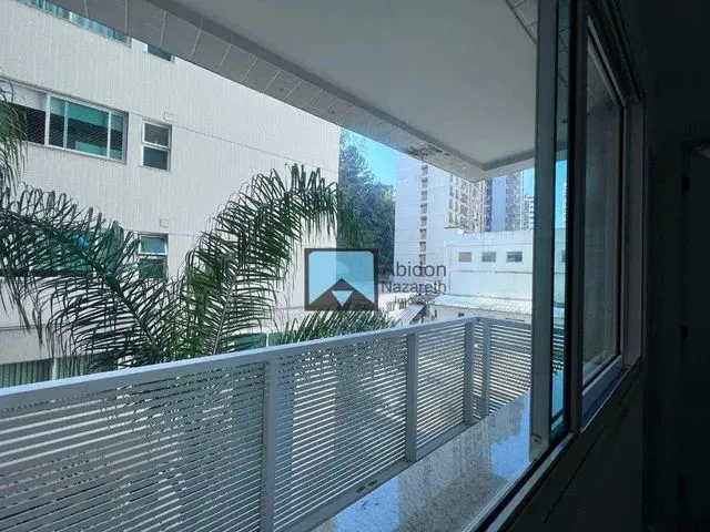 Imagem: Apartamento com 4 Dormitórios, 150 M²