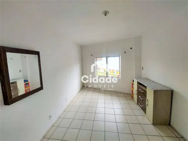 Imagem 3: Apartamento com 1 Dormitório para Alugar, 45 M² por R$ 1.000,00/Mês - Centro