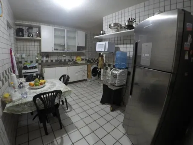 Imagem 4: Apartamento Padrão em Maceió