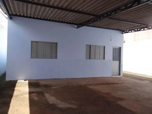 Imagem 2: Rua Parana Prox. Mercado Opção