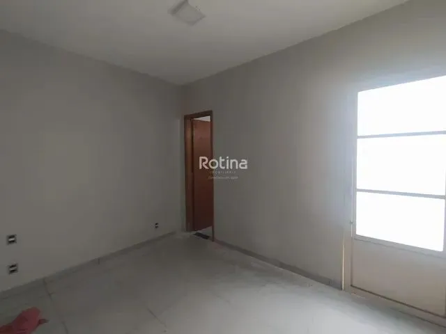 Imagem 13: Casa para Alugar, 3 Quartos, 1 Suíte, 1 Vaga, Presidente Roosevelt - Uberlândia/Mg - R