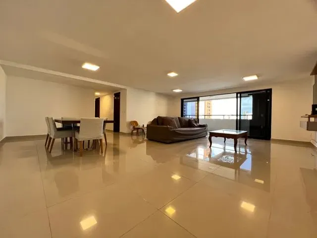Imagem: Apartamento para Alugar no Bessa, com 230M2