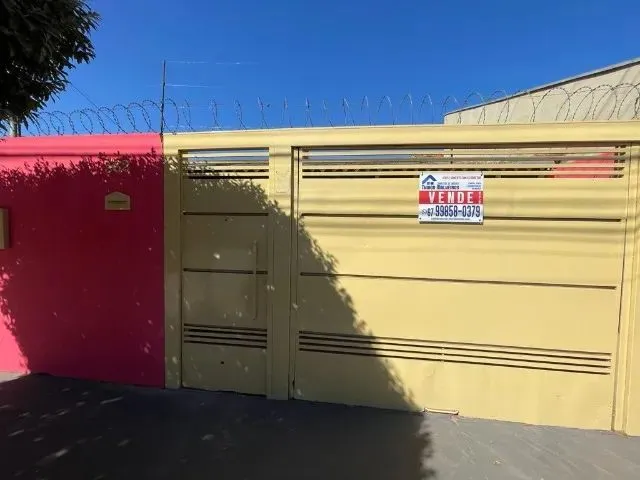 Imagem: Linda Casa no Jardim Centro Oeste!