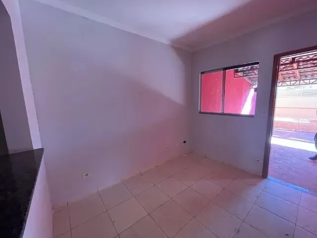 Imagem 12: Linda Casa no Jardim Centro Oeste!