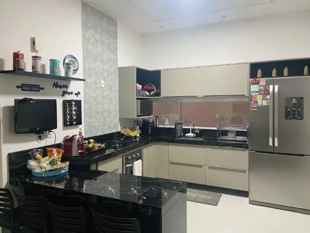 Imagem 1: Vendo Belíssima Casa Semi Mobiliada Moveis da Criare 3 Suítes - Parnamirim/Rn