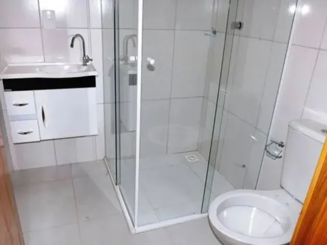 Imagem 6: Casa para Venda Possui 190 Metros Quadrados com 2 Quartos em Feu Rosa - Serra Espírito