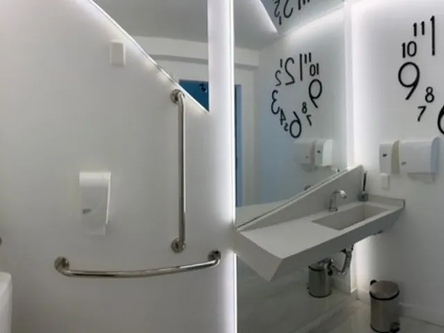 Imagem 2: Excelente Casa Comercial