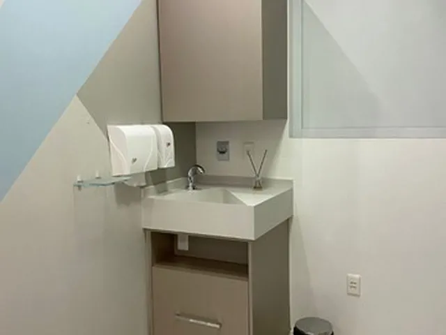 Imagem 8: Excelente Casa Comercial