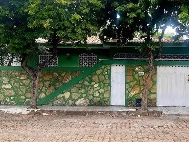 Imagem: Vende-Se Casa no Bairro de Lagoa Nova em