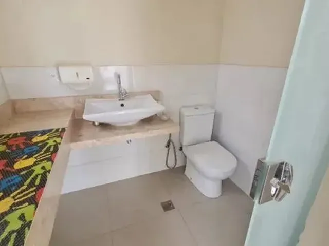 Imagem 2: Casa para Venda em Barcelo (Urgente!!!