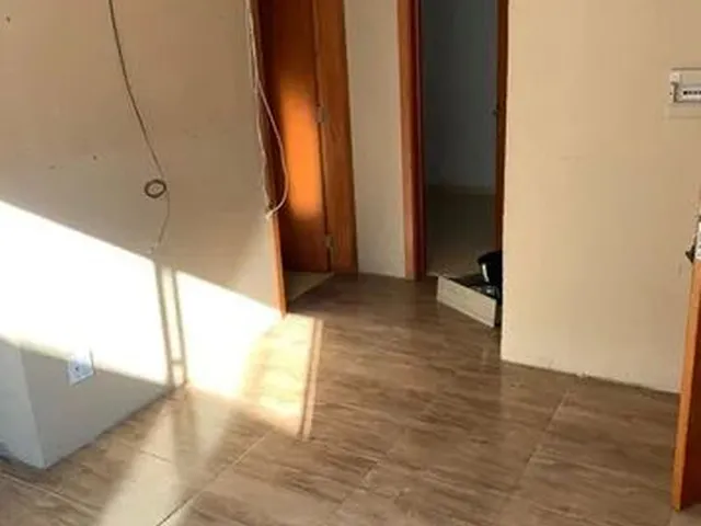Imagem: O apartamento possui 2 Dormitórios, 1 Banheiro, 44m² de