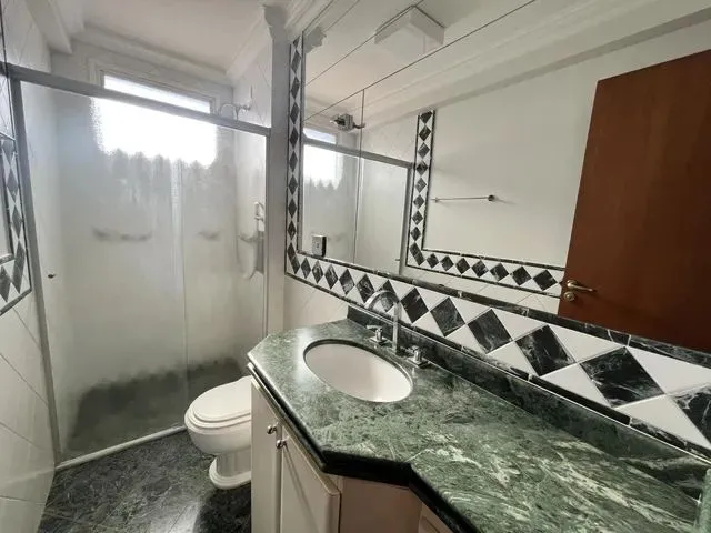 Imagem 8: Apartamento para Venda em Maringá, Zona 01, 4 Dormitórios, 4 Suítes, 6 Banheiros, 4