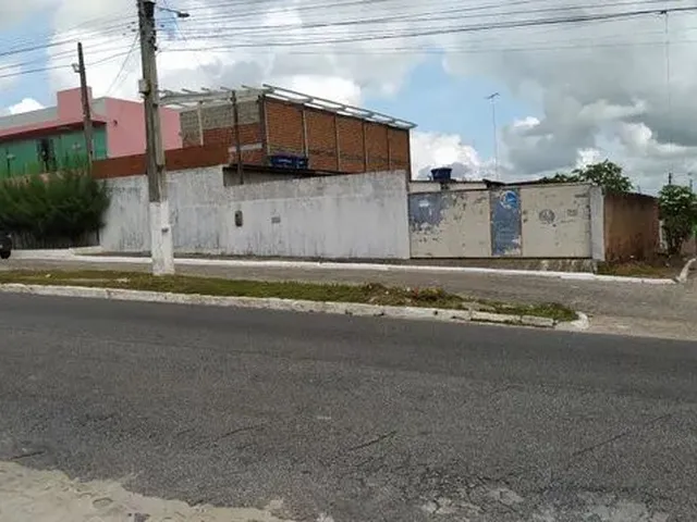 Imagem: Terreno Mais Construção na Principal