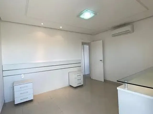 Imagem 15: Apartamento no Edifício Rembrandt - Parque Dez de Novembro